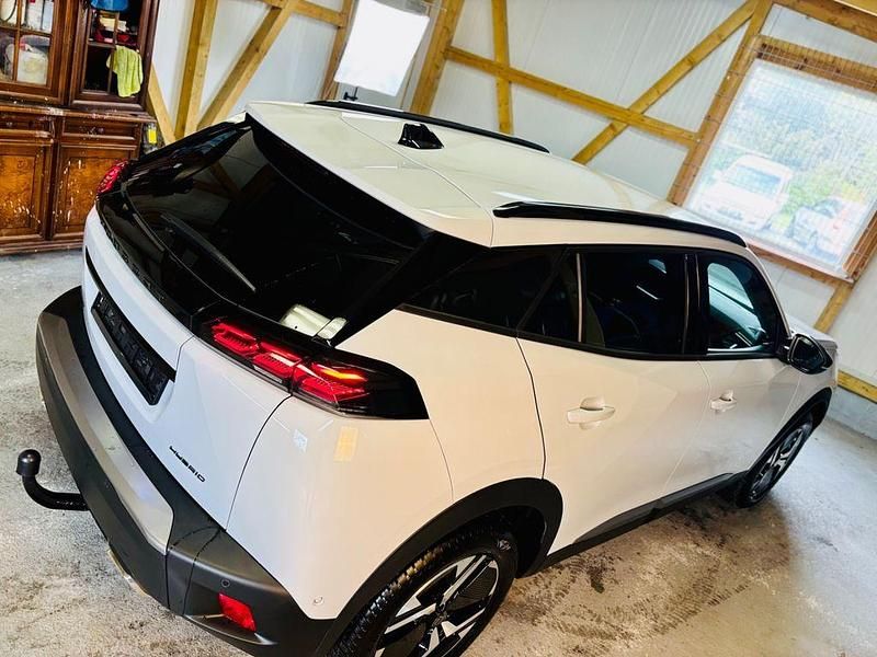 Gebraucht Peugeot 2008 Allure 136 PS (100 kW) 2025 Weiß SUV
