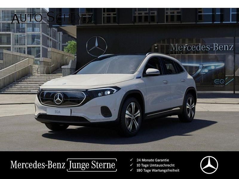 Gebraucht Mercedes EQA250+ Progressive 139 kW (190 PS) 2022 Weiß SUV