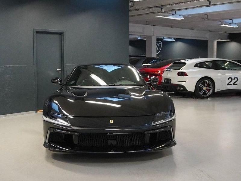 Neu Ferrari 12 Cilindri 829 PS (609 kW) 2026 Schwarz