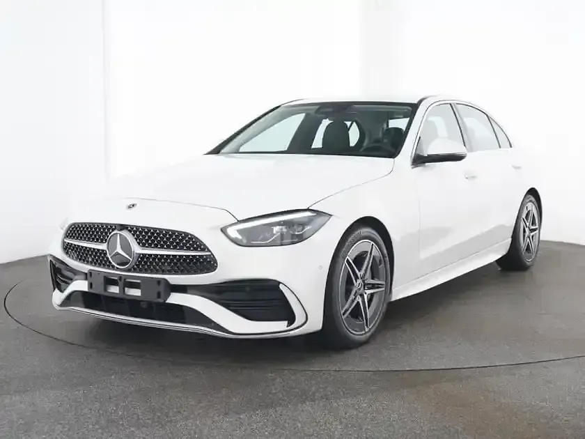 Gebraucht Mercedes C180 AMG 170 PS (125 kW) 2025 Weiß Limousine
