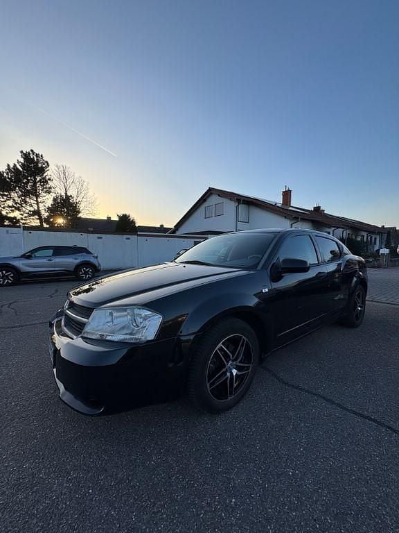 Gebraucht Dodge Avenger SE 156 PS (114 kW) 2007 Schwarz Limousine
