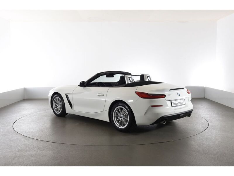Gebraucht BMW Z4 Advantage 197 PS (144 kW) 2022 Weiss Cabrio