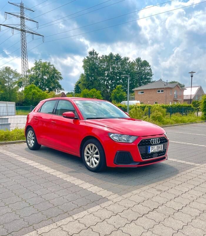 Rot Gebraucht 2019 Audi A1 Sportback Design Kleinwagen | 13.000 € (Etwas zu teuer) - Bild 1/4