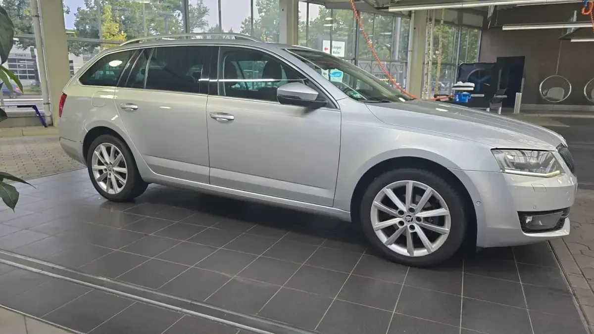 Gebraucht Skoda Octavia 110 PS (80 kW) 2016 Silber Kombi