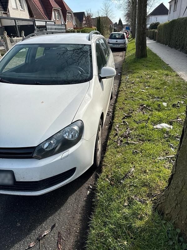 Gebraucht VW Golf VII 90 PS (66 kW) 2013 Weiß Kombi