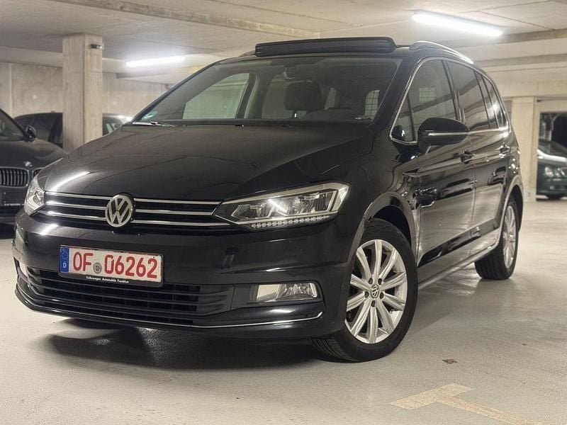 Gebraucht VW Touran Highline 179 PS (131 kW) 2016 Schwarz Van / Kleinbus