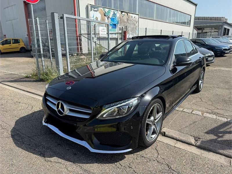 Schwarz Gebraucht 2018 Mercedes C200 AMG Limousine | 12.900 € - Bild 1/4
