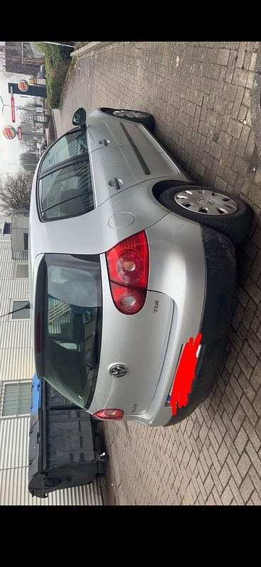 Gebraucht VW Golf IV 105 PS (77 kW) 2006 Silber Limousine