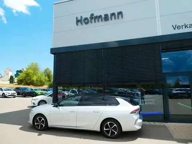 Gebraucht Opel Astra 131 PS (96 kW) 2025 Silber Kleinwagen