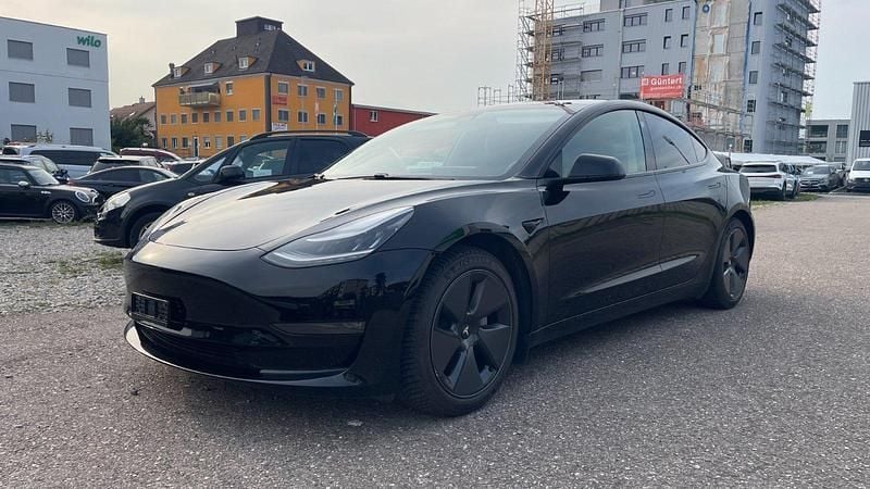 Schwarz Gebraucht 2020 Tesla Model 3 Limousine | 14.300 € (Superpreis) - Bild 1/4