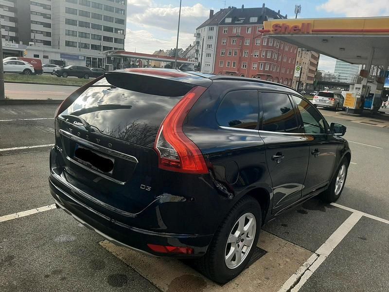Gebraucht Volvo XC60 150 PS (110 kW) 2017 Schwarz SUV