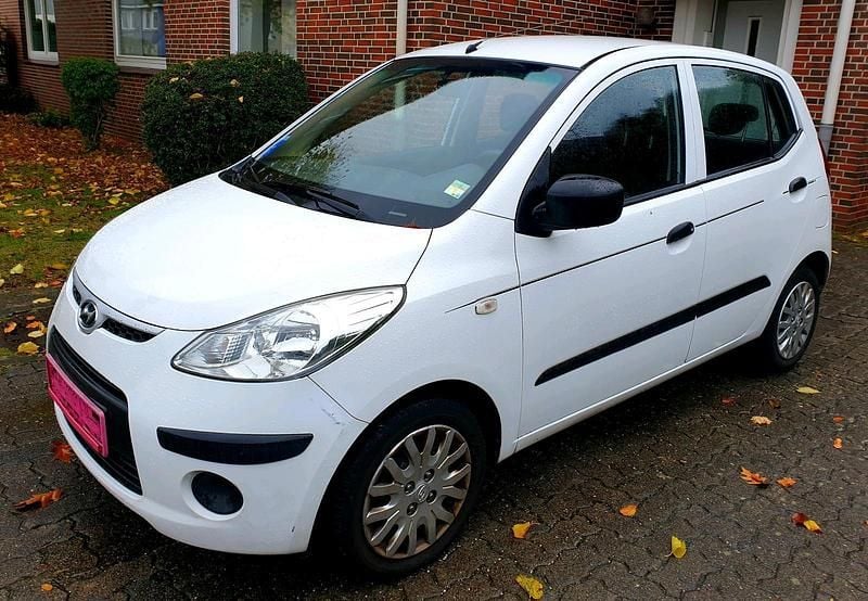 Weiß Gebraucht 2009 Hyundai i10 Kleinwagen | 1.100 € (Guter Preis) - Bild 1/4