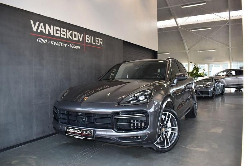 Gebraucht Porsche Cayenne Turbo 549 PS (403 kW) 2023 Grau SUV
