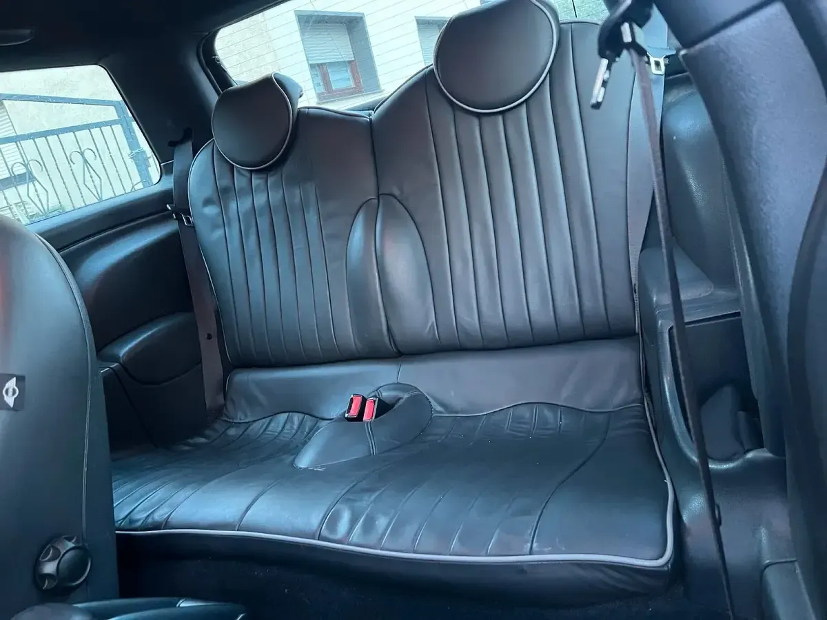 Käytetty Mini Cooper 116 HP (85 kW) 2006 Ruskea Viistoperä