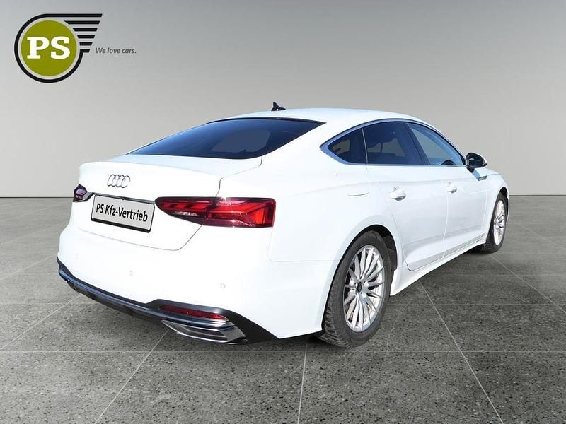 Gebraucht Audi A5 Sportback Advanced 163 PS (119 kW) 2022 Weiß Kleinwagen