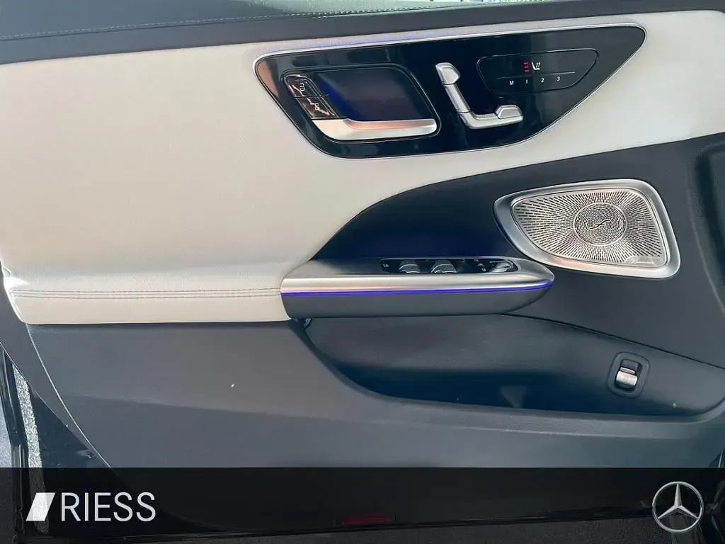 Gebraucht Mercedes C220 197 PS (144 kW) 2026 Obsidianschwarz Limousine