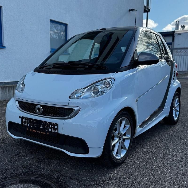 Gebraucht Smart ForTwo Cabrio 71 PS (52 kW) 2014 Weiß Cabrio