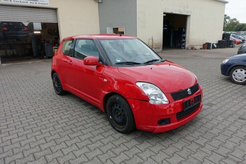 Rot Gebraucht 2007 Suzuki Swift Kleinwagen | 1.490 € (Superpreis) - Bild 1/4