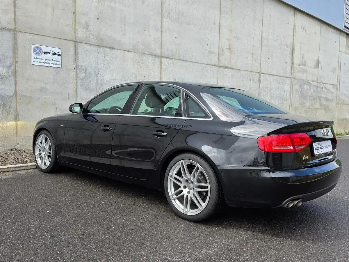 Gebraucht Audi A4 S-Line 143 PS (105 kW) 2009 Schwarz Limousine