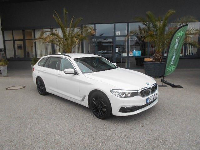 Gebraucht BMW 520 190 PS (139 kW) 2019 Weiß Kombi