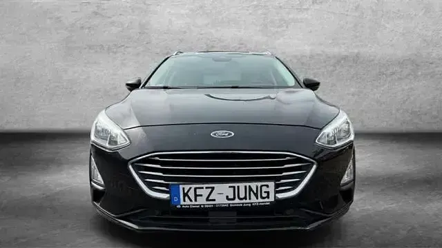 Usado Ford Focus Titanium 125 CV (91 kW) 2019 Negro Familiar