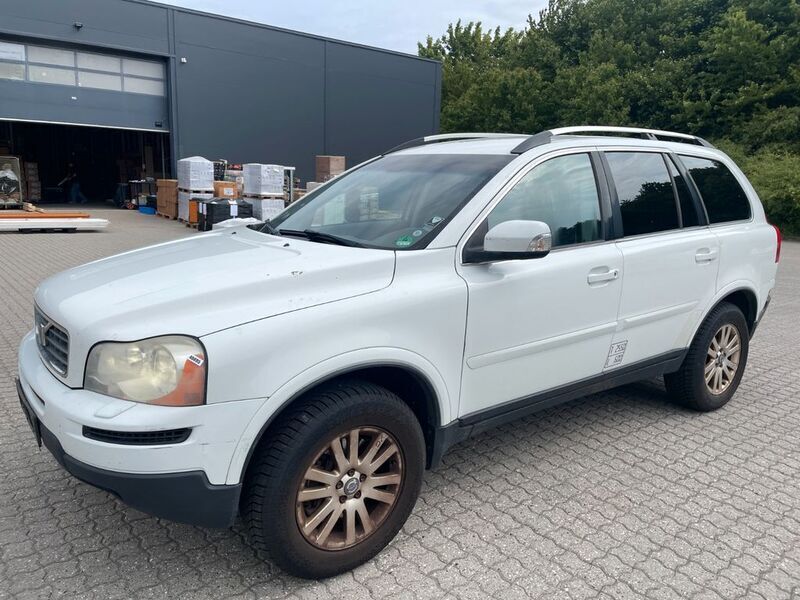 Weiß Gebraucht 2007 Volvo XC90 Summum SUV | 4.000 € (Superpreis) - Bild 1/4