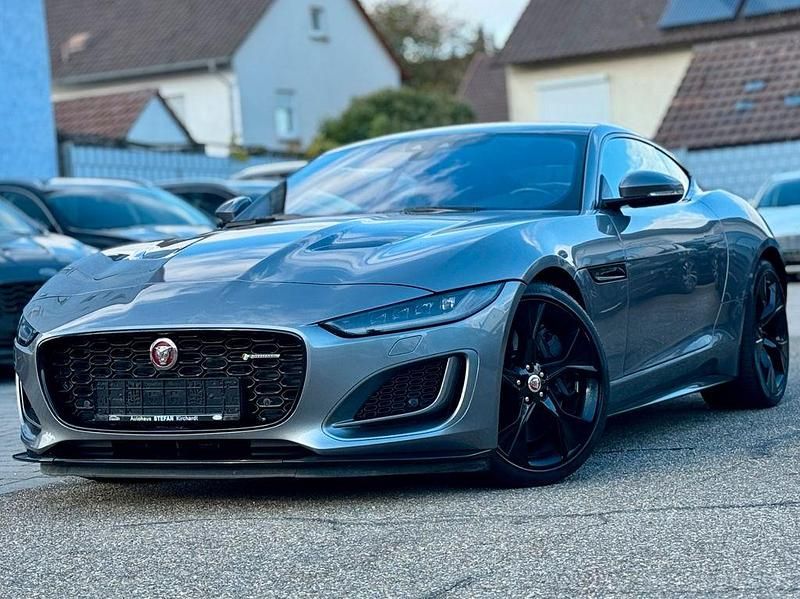 Grau Gebraucht 2021 Jaguar F-Type R-Dynamic Coupé | 64.890 € (Fairer Preis) - Bild 1/4