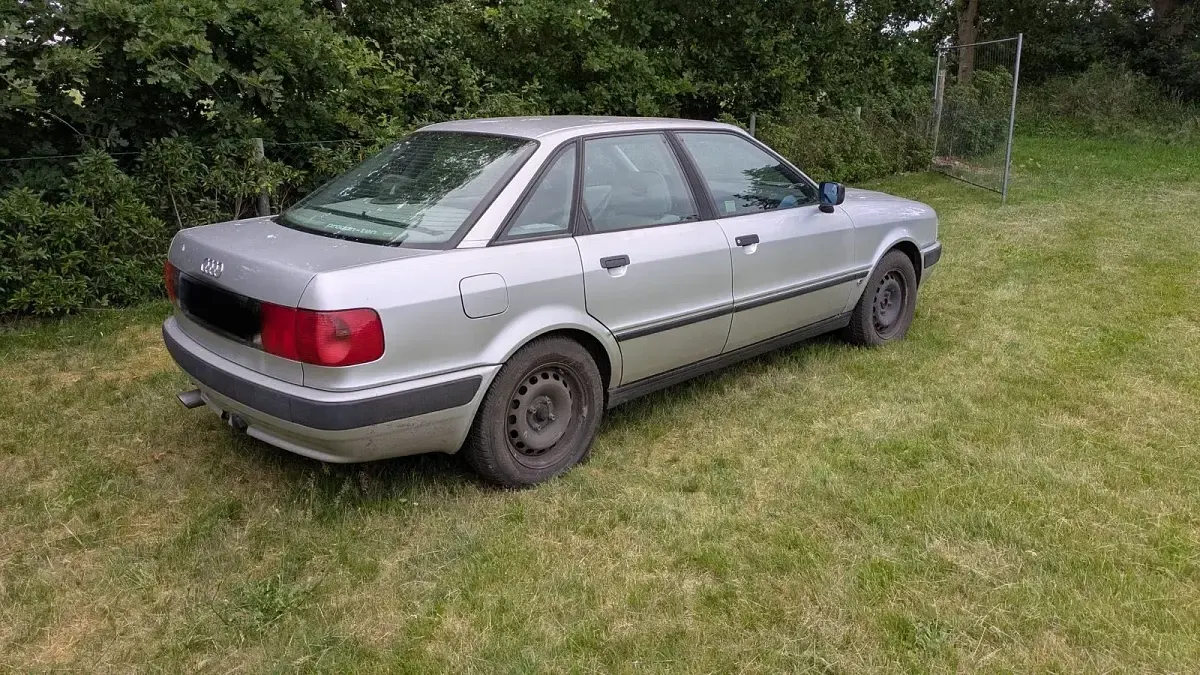 Gebraucht Audi 80 115 PS (84 kW) 1992 Silber Limousine