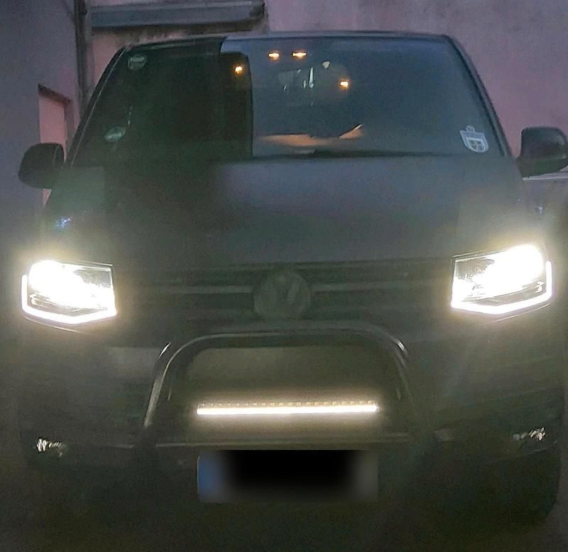 Usata VW Transporter 150 CV (110 kW) 2018 Andere farben Furgone