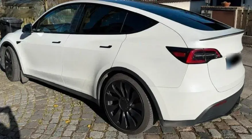 Gebraucht Tesla Model Y Performance 393 kW (535 PS) 2023 Weiß SUV