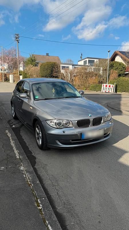 Gebraucht BMW 120 177 PS (130 kW) 2009 Grau Kleinwagen