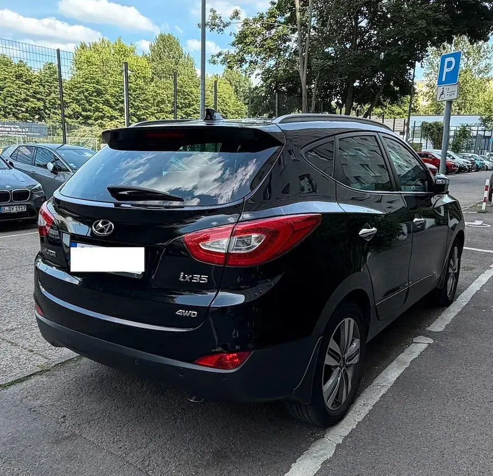 Gebraucht Hyundai ix35 162 PS (119 kW) 2013 Schwarz SUV