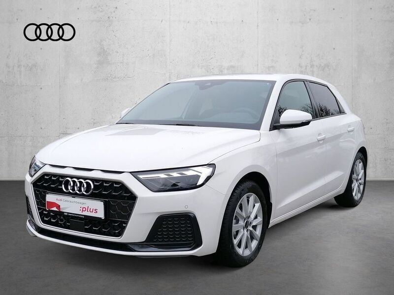 Cortinaweiß Gebraucht 2024 Audi A1 Sportback Advanced Plus Kleinwagen | 23.950 € (Superpreis) - Bild 1/4