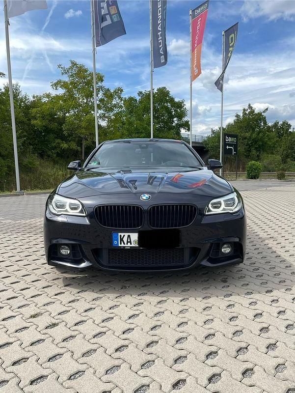 Schwarz Gebraucht 2015 BMW 530 M Sport Limousine | 21.499 € (Etwas zu teuer) - Bild 1/4