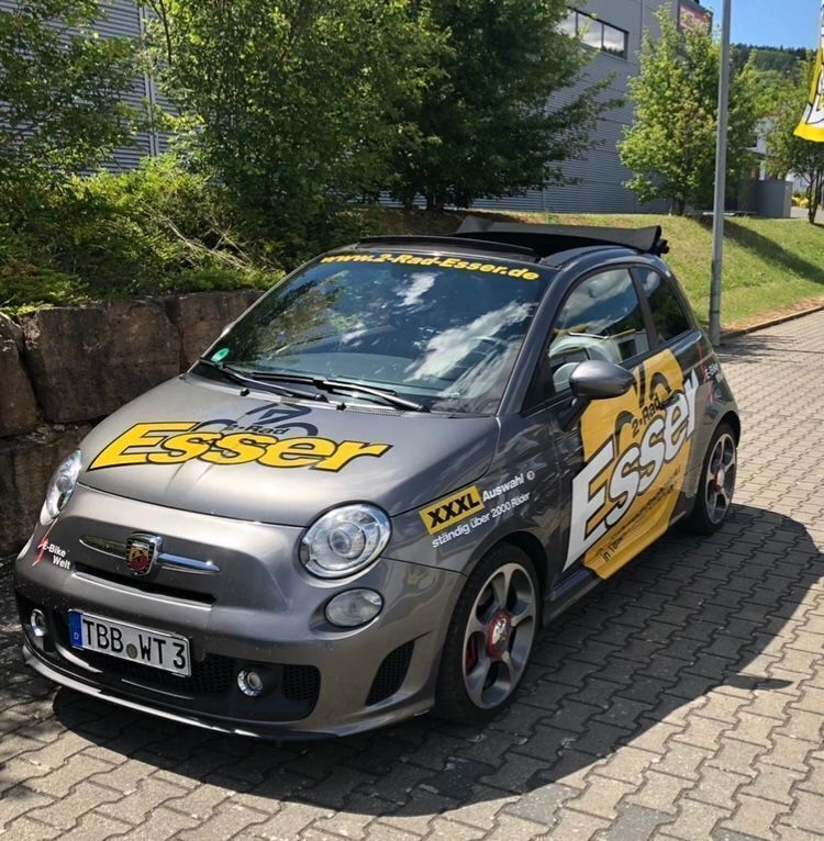 Grau Gebraucht 2011 Abarth 500C Cabrio | 8.999 € (Superpreis) - Bild 1/4