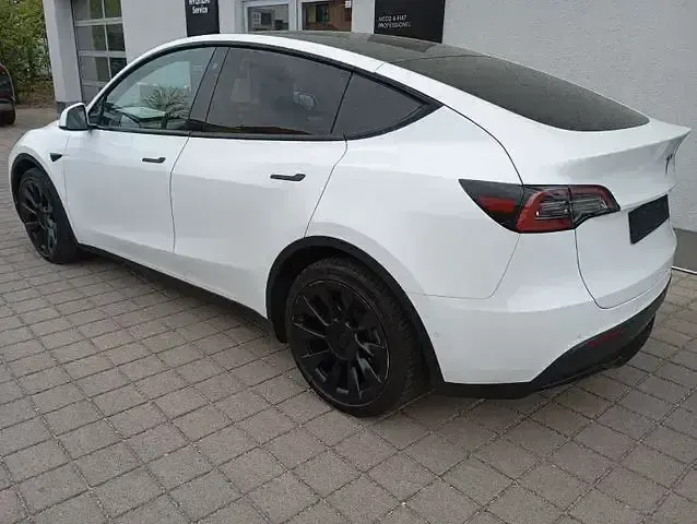 Usata Tesla Model Y 378 kW (514 CV) 2022 Bianco SUV