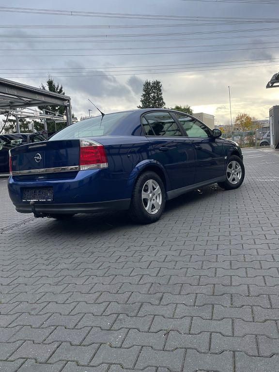 Blau Gebraucht 2004 Opel Vectra Elegance Limousine | 1.800 € (Fairer Preis) - Bild 1/4
