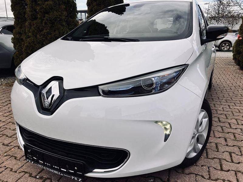 Gebraucht Renault Zoe 64 kW (88 PS) 2016 Weiß Kleinwagen