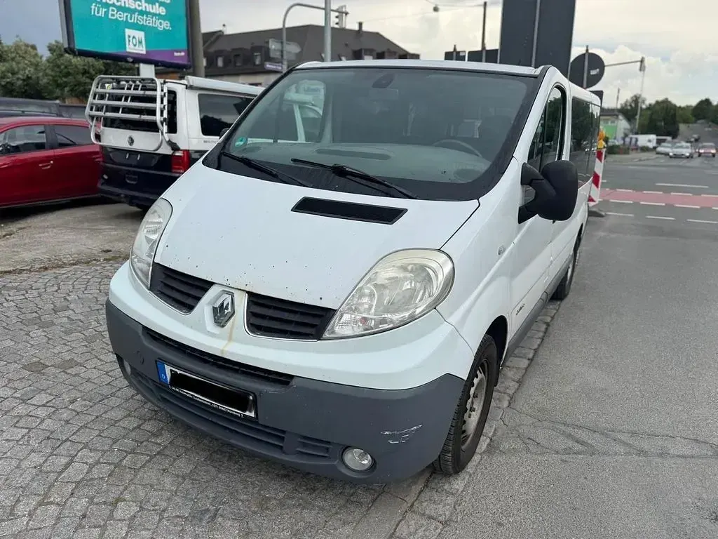Gebraucht Renault Trafic 145 PS (106 kW) 2009 Grau Van / Kleinbus