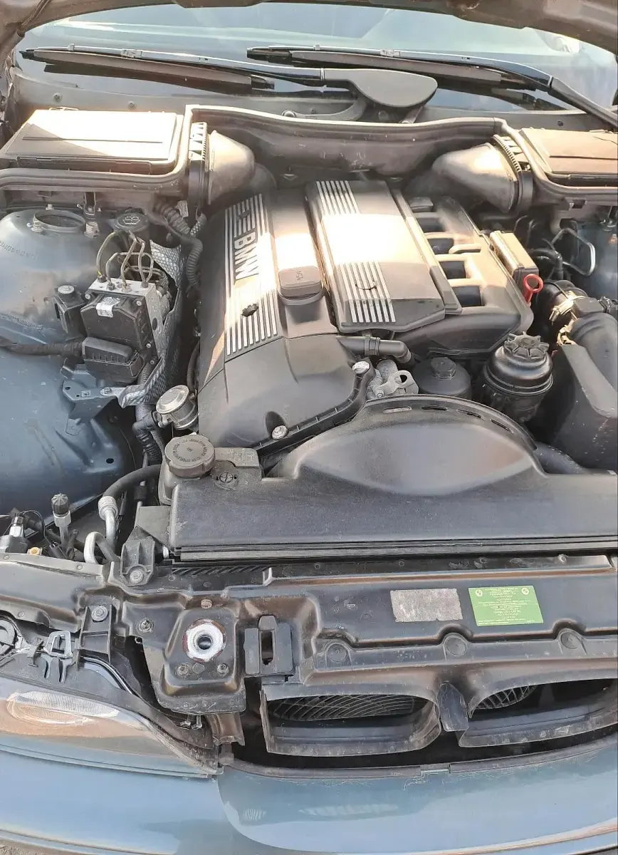 Gebraucht BMW 523 170 PS (125 kW) 2003 Grün Limousine