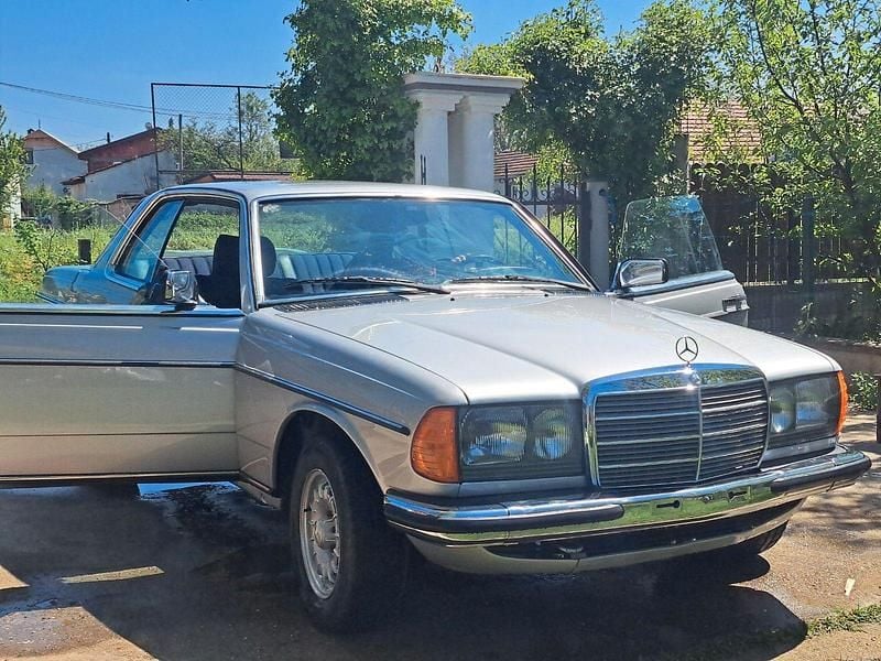 Silber Gebraucht 1979 Mercedes E280 Coupé | 21.300 € - Bild 1/4
