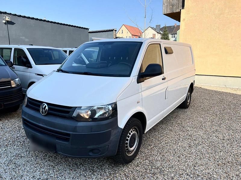 Gebraucht VW T5 140 PS (102 kW) 2013 Grün Van