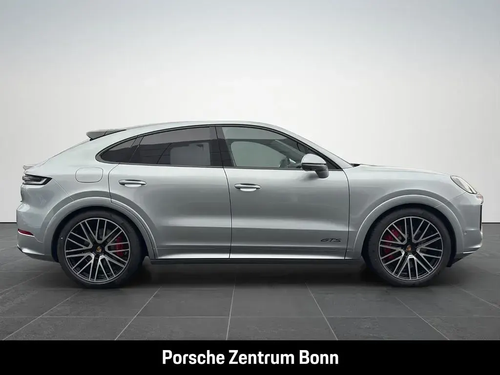 Gebraucht Porsche Cayenne Coupe GTS 500 PS (367 kW) 2026 Silber SUV