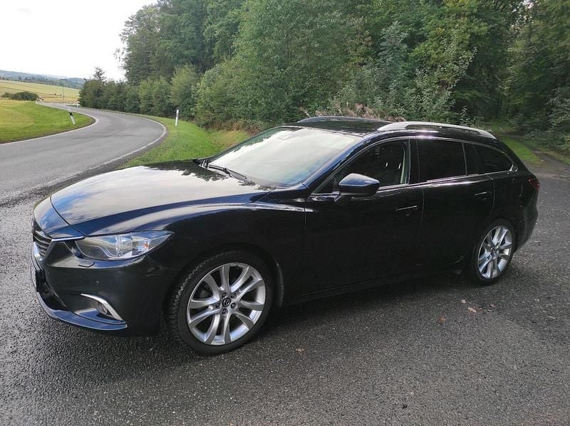 Schwarz Gebraucht 2015 Mazda 6 Kombi | 9.900 € (Guter Preis) - Bild 1/4