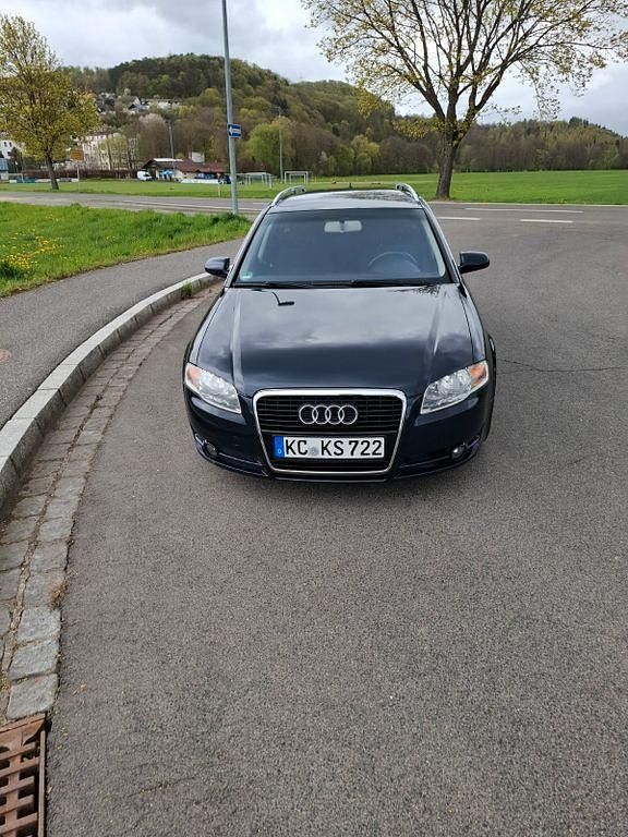 Gebraucht Audi A4 Comfort 116 PS (85 kW) 2006 Blau Kombi