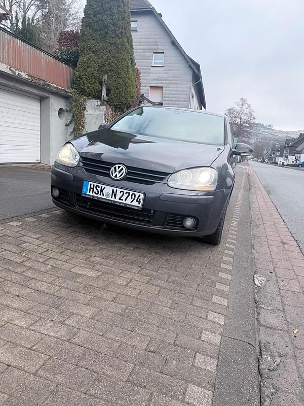 Gebraucht VW Golf V 140 PS (102 kW) 2004 Schwarz Kleinwagen