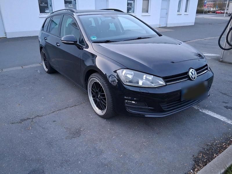 Second-hand VW Golf VII 105 CP (77 kW) 2013 Negru Break