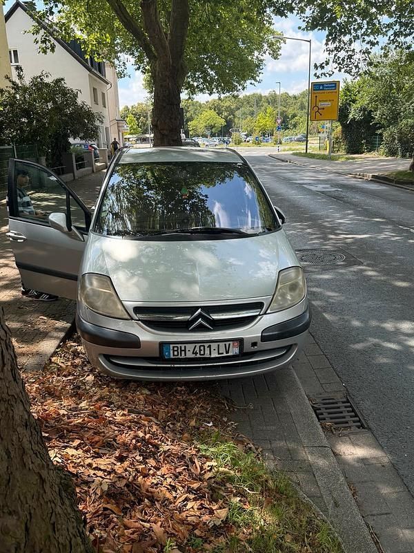 Andere außenfarben Gebraucht 2004 Citroën C8 Van / Kleinbus | 1.700 € (Fairer Preis) - Bild 1/4
