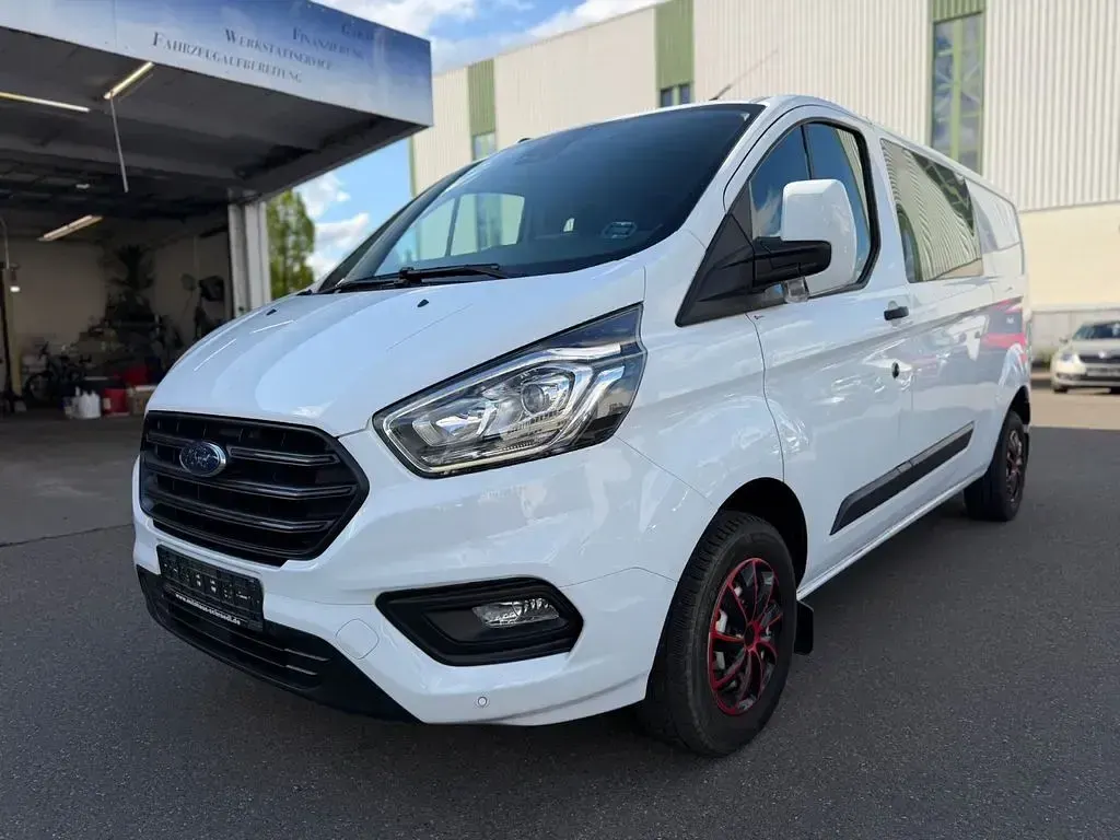 Gebraucht Ford Transit Custom Trend 131 PS (96 kW) 2022 Weiß Van / Kleinbus