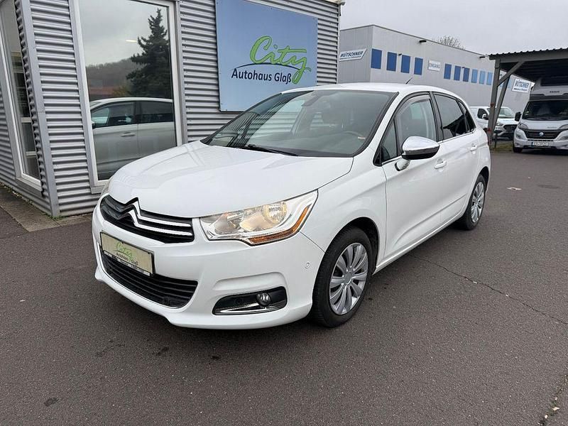 Weiß Gebraucht 2015 Citroën C4 SELECTION Limousine | 7.770 € (Fairer Preis) - Bild 1/4